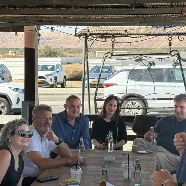 ביקור מקצועי של חברת החשמל במגילות 1